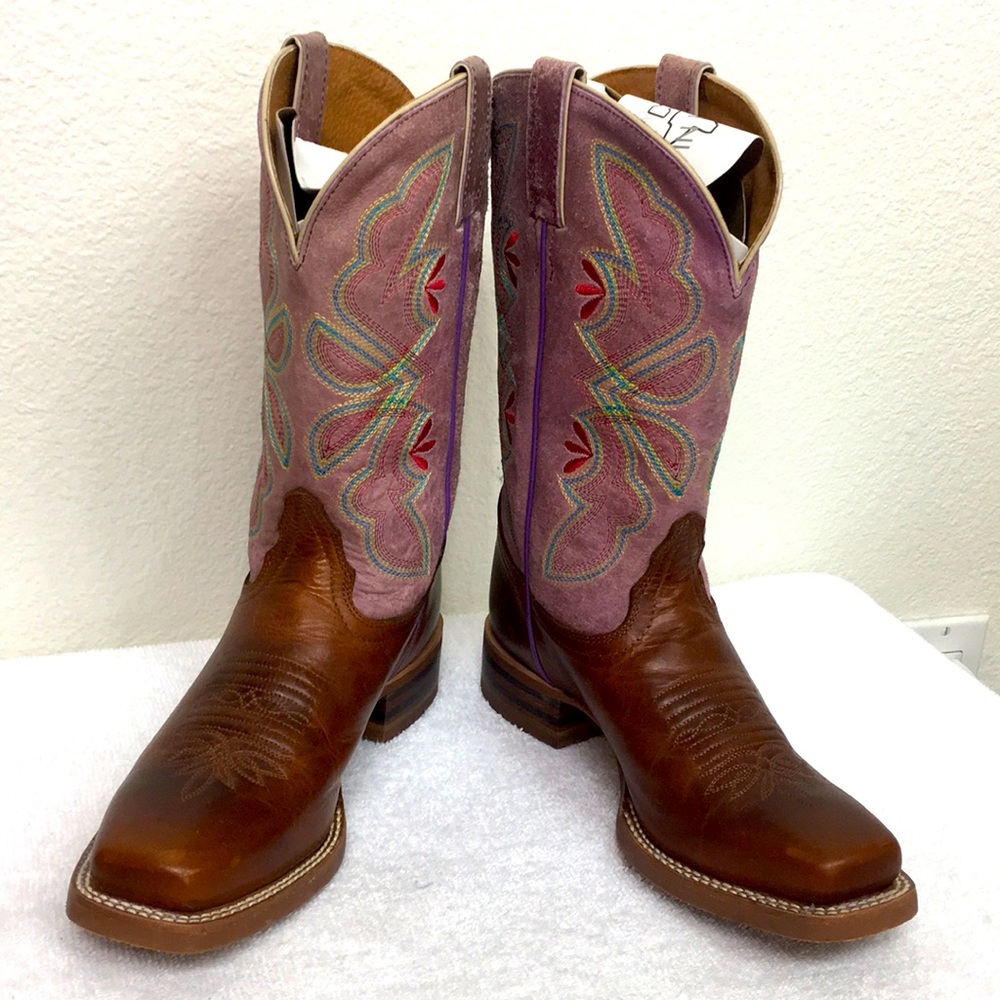 NWOT Tony Lama Lavender Embroider Cowboy Boot 7.5